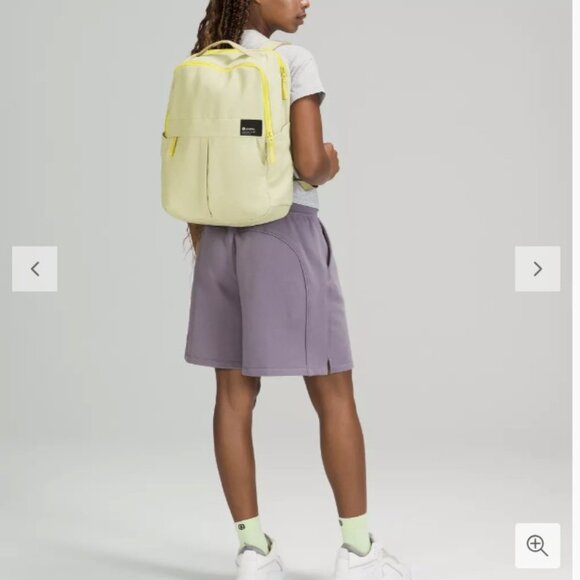 Lululemon Everyday Backpack 2.0 23L in light yellow/yellow/ creamy yellow - Picture 5 of 5